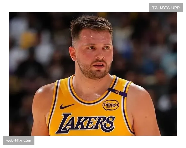 东契奇狂砍49分领衔,文班29分11板9帽助力球队表现精彩 东契奇狂砍49分领衔,文班29分11板9帽助力球队表现精彩